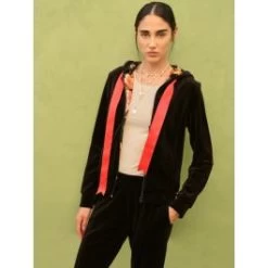 Freizeitanzug Nicki Zwei-teilig Von Fiori Di Chiara