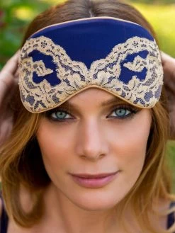 100% Seide Schlafmaske MARJOLIE No. 7 Von Marjolaine -Modische Unterwäsche augenmaske seide marjolie dunkelblau nude 3mar0701 3665 marjolaine 2 1
