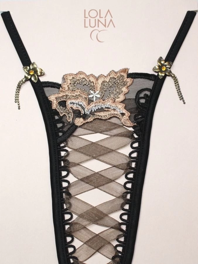 Lola Luna String BOMBAY Schwarz-beige 6 Lola Luna String BOMBAY Schwarz-beige – Bild 4