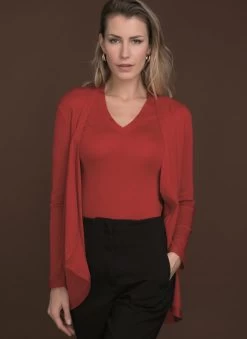 Merinowolle-Seide CARDIGAN Strickjacke Von Artimaglia 22 Merinowolle-Seide CARDIGAN Strickjacke Von Artimaglia -Modische Unterwäsche cardigan wolle seide 28204 rot artimaglia 6 1 1