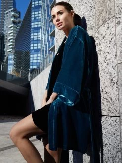 Seide-Viscose Samt Kimono DANY Von Vivis -Modische Unterwäsche kimono kurz v00038 dany blau vivis 3 2