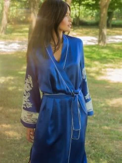 100% Seide Morgenmantel Lang MARJOLIE No. 6 Von Marjolaine -Modische Unterwäsche morgenmantel lang seide 3mar2201 royalblau weiss marjolaine 7