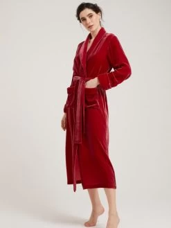 Seide-Viscose Samt Morgenmantel Lang DANIELA Elegant Von Vivis 33 Seide-Viscose Samt Morgenmantel Lang DANIELA Elegant Von Vivis -Modische Unterwäsche morgenmantel seidensamt daniela v00039 berry vivs 2 6 1