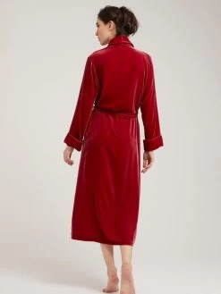 Seide-Viscose Samt Morgenmantel Lang DANIELA Elegant Von Vivis 32 Seide-Viscose Samt Morgenmantel Lang DANIELA Elegant Von Vivis -Modische Unterwäsche morgenmantel seidensamt daniela v00039 berry vivs 6 1