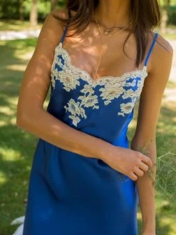 100% Seide Nachthemd MARJOLIE No. 1 Mit Spitze Marjolaine -Modische Unterwäsche nachthemd seide 3mar0101 royalblau weiss marjolaine 3 6