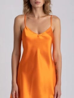 100% Seide Nachthemd CAROLINE Klassisch Von Vivis -Modische Unterwäsche nachthemd seide caroline v00003 mandarine orange vivis 1 2