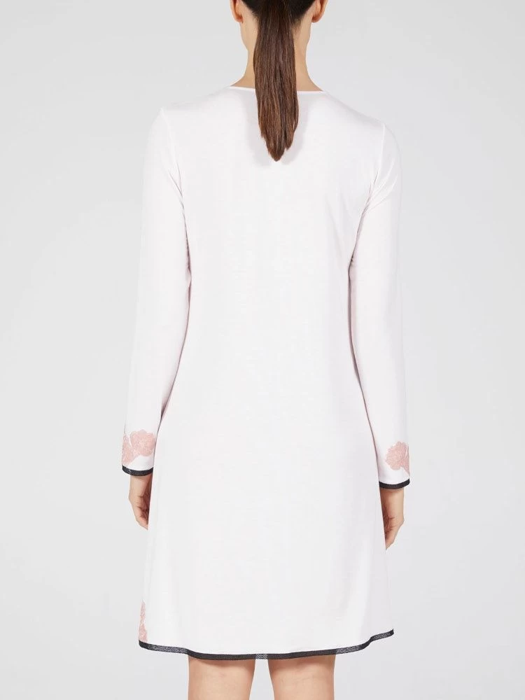 Modal Langarm Nachtkleid ANGEL No. 2 Zart-rosé Von Verdiani 6 Modal Langarm Nachtkleid ANGEL No. 2 Zart-rosé Von Verdiani – Bild 4