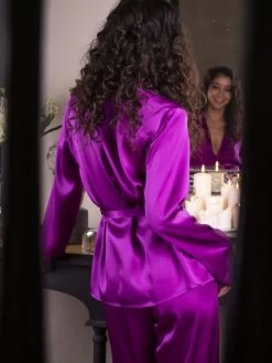 Seidenpyjama SOIE UNIE Von Marjolaine 36 Seidenpyjama SOIE UNIE Von Marjolaine -Modische Unterwäsche pyjama damen seide soie unie soi5533 beere violett marjolaine 2 4 7 1