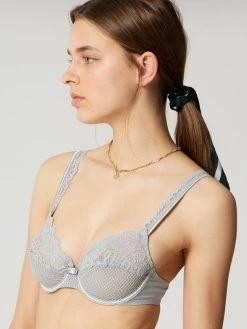 Spitze Vollschalen-BH GABY Von Maison Lejaby -Modische Unterwäsche schalen bh perlgrau 13833 gaby maison lejaby 1 1 1