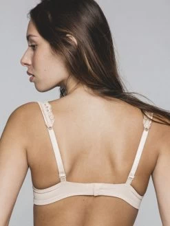 Spacer Schalen-BH GABY Von Maison Lejaby -Modische Unterwäsche schalen bh puder 13830 gaby maison lejaby 2