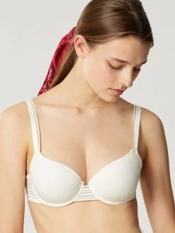 Spacer Schalen-BH MISS LEJABY Von Maison Lejaby -Modische Unterwäsche schalen bh wei 16432 miss lejaby maison lejaby