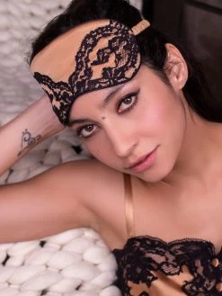 100% Seide Schlafmaske MARJOLIE No. 7 Marjolaine -Modische Unterwäsche schlafbrille seide caramell schwarz marjolie 3mar0701 marjolaine 2 1 1