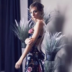 Seidennegligé Lang FIDJI Geblümt Oder Schwarz Von Marjolaine -Modische Unterwäsche seide neglige lang fid3002 floral marjolaine 2