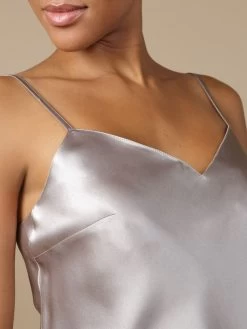 100% Seide Nachtkleid Lang SOIE ODANA Von Marjolaine 27 100% Seide Nachtkleid Lang SOIE ODANA Von Marjolaine -Modische Unterwäsche seide silber oda odon odana soie unie marjolaine