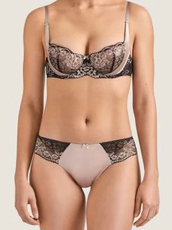 Seide String FEMME GLAMOUR Altrosa-schwarz Von Aubade -Modische Unterwäsche seide string md26 altrosa 1 femme glamour aubade 4