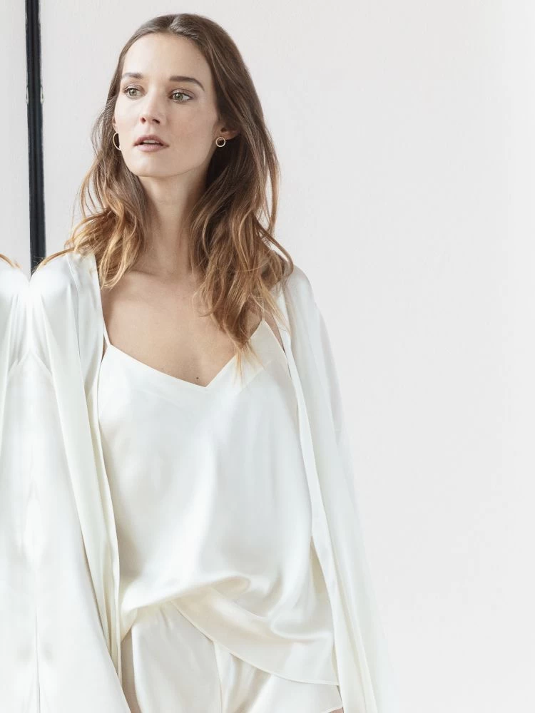 Seidentop 100% Seide CLASSICO Von Luna Di Seta - Viele Farben 20 Seidentop 100% Seide CLASSICO Von Luna Di Seta - Viele Farben – Bild 18