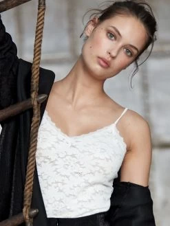 Spitzentop RANA 80 Uni Von Suggest By Pain De Sucre -Modische Unterwäsche spitze top rana weiss pain de sucre suggest 1